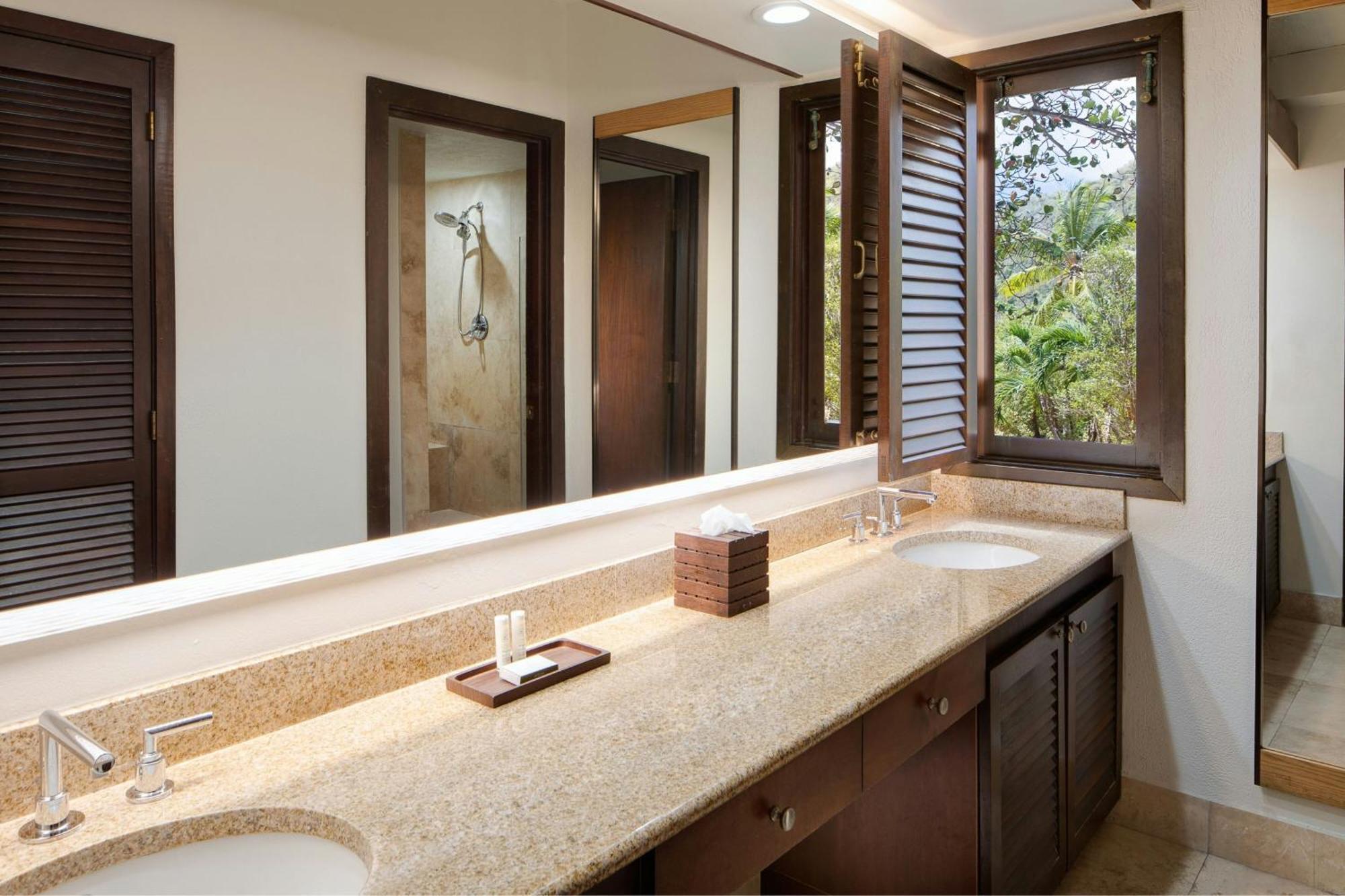 Carambola Beach Resort St. Croix, Us Virgin Islands Fountain Exterior foto